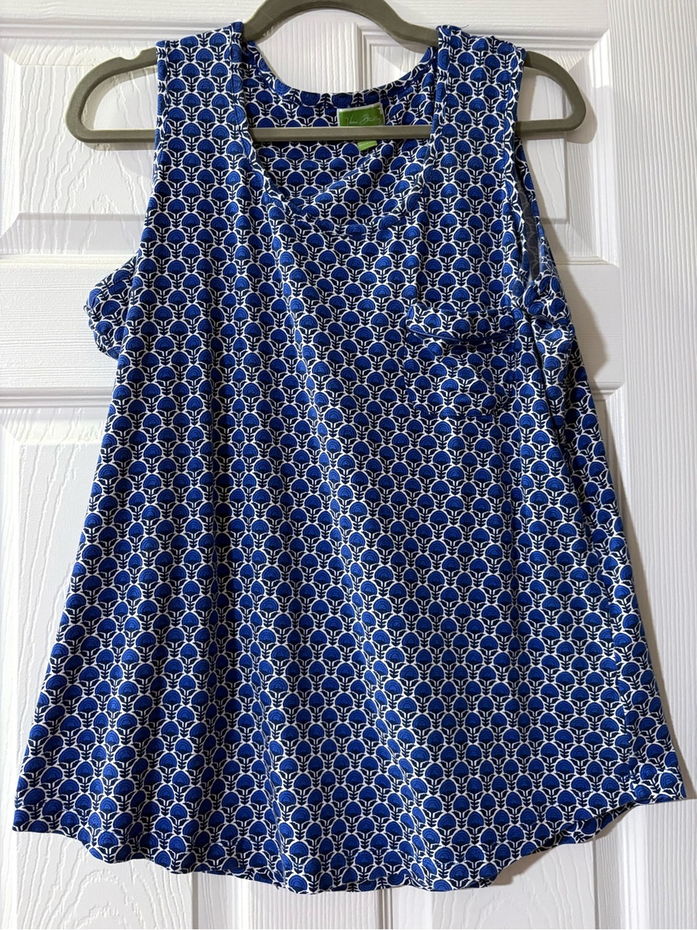 Vera Bradley Blue and White Patterned Sleeveless Top